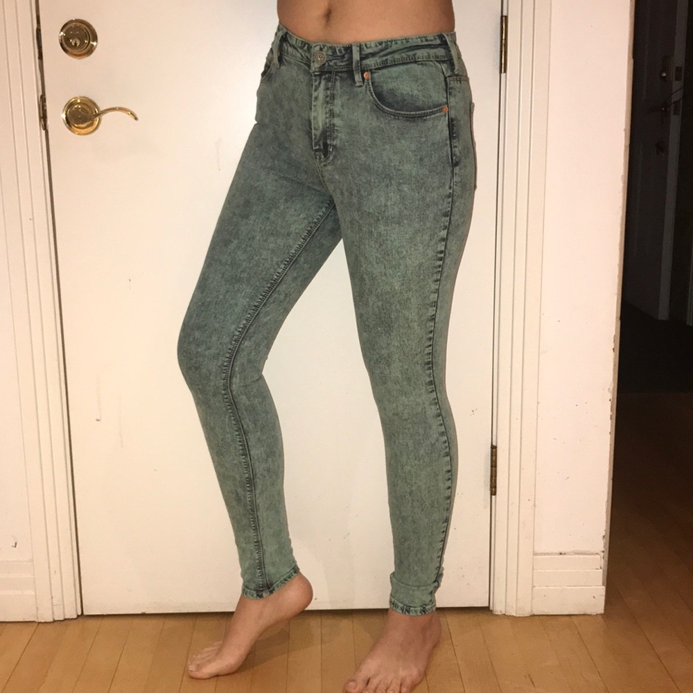 Bullhead Skinniest High-Rise Jeans